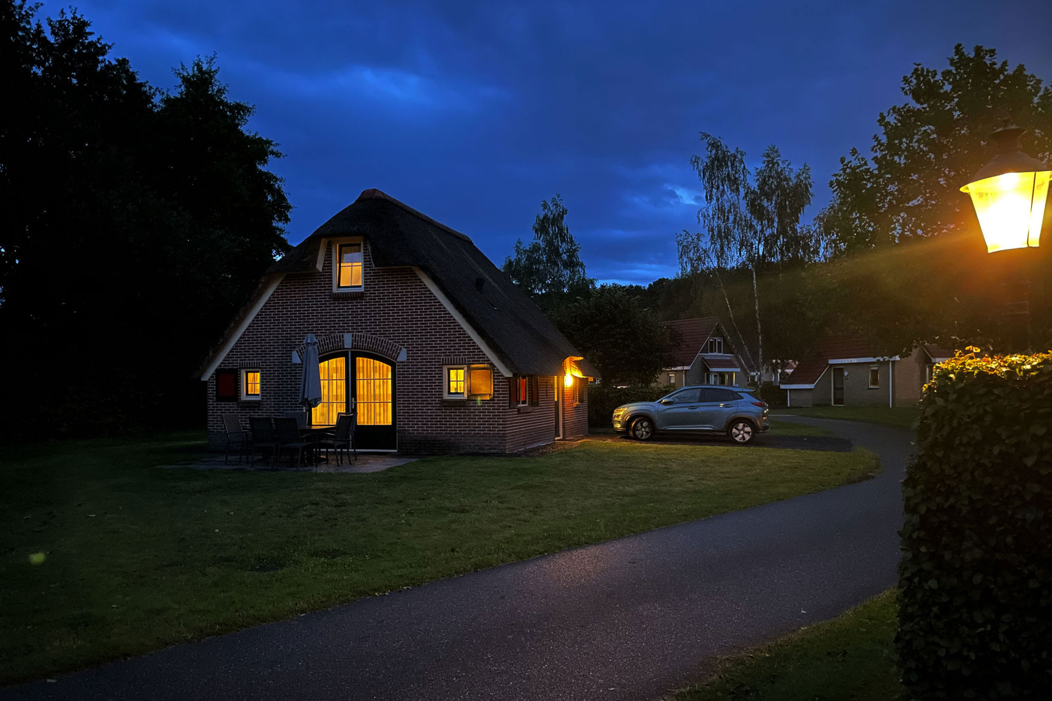 Verlicht vakantiehuis op bungalowpark